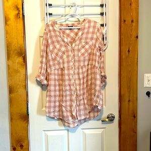 Light pink and white Torrid gingham blouse